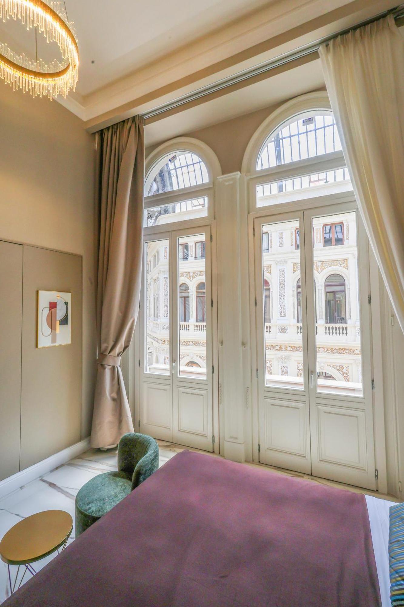 Maison San Carlo Luxury Suites Неаполь Экстерьер фото